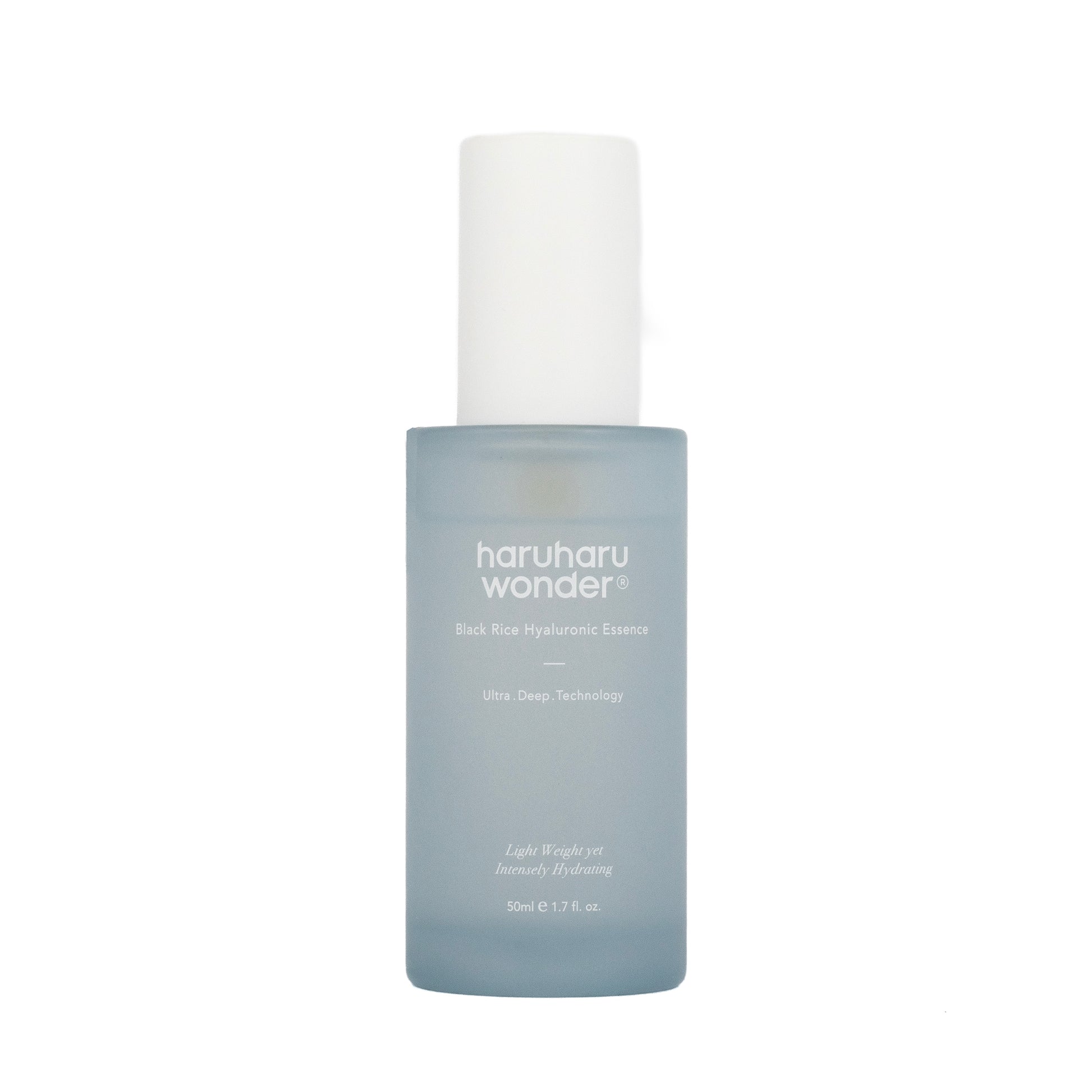 Flacone di Haruharu Wonder Black Rice Hyaluronic Essence, tonico viso illuminante e idratante con riso fermentato e acido ialuronico, disponibile su Pink Beauty, il tuo shop di cosmetica coreana