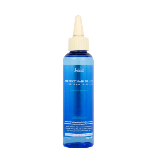 La’dor Perfect Hair Fill Up 150 ml – Trattamento ricostruttivo per capelli danneggiati, secchi e trattati chimicamente. Flacone azzurro da 150 ml con formula professionale a base di cheratina, collagene e ceramidi. Disponibile su Pink Beauty